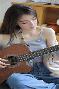 月光也曾照并肩无删版