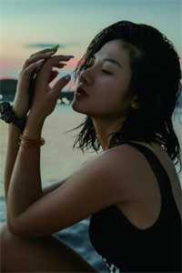 复工祈福掷出六个圣杯，老板却要开除我爆款宝藏