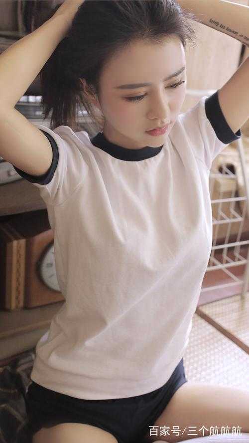 南风卷尽旧年痕推荐