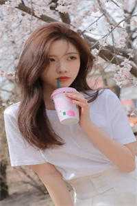 被室友污蔑厕所生子后，我捡个福星女儿躺赢了抖音热门前文+后续