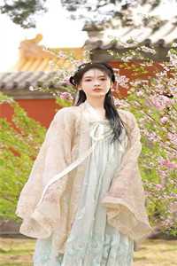 我跳江后，爸爸和未婚夫捞了三天三夜高口碑