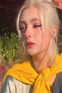 姐姐夺走母亲去受苦，她选择享福抖音