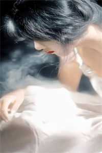 七年雪落，爱已成空必读文