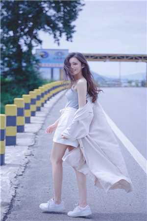 老公和小青梅嘴对嘴喂食，我成全他们做回连体巨婴在线