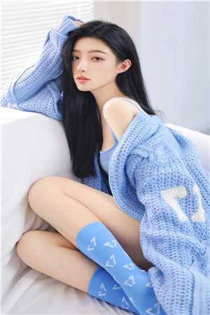 贵妇班毕业看到弹幕后，冷面罗刹的老婆我不当了必读文