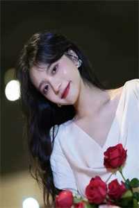 失忆后才知道，追了我三年的人是死对头爆火全网