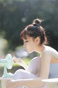 渣爹娶初恋，四岁幼崽找军官靠山笔趣阁