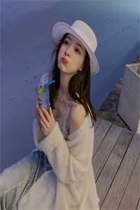 本想苟着当管事，结果被千金们倒追最后结局