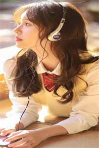 拒绝当伏弟魔后，我被京圈铁娘子继母宠上天在线