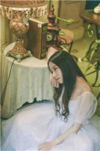 皑皑白雪伴年月未删节