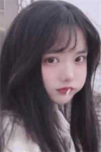 为了给小师弟出气，女友砸了妈妈的骨灰盒章节