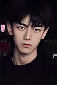 真情躲不开！陛下天天求偶遇全集