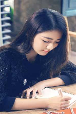 八零大院：我抢男主手撕穿书白莲爆款宝藏