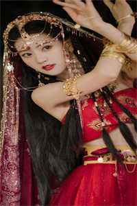 女友和别人的订婚宴上热搜，我反手送她全家吃牢饭未删减版