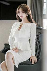 被假千金抢对象，另嫁首长被亲哭小说大结局