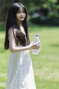 全宫嘲讽我卑微，太子却独宠我阅读