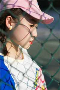 剧组开机掷出八个阴杯，非要开工的女顶流悔疯了精选