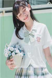 校霸搞暗恋？重生后撩到他脸红尹满月谢妄全集