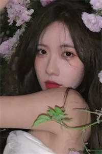 领导他白天装不熟，晚上亲不够精选